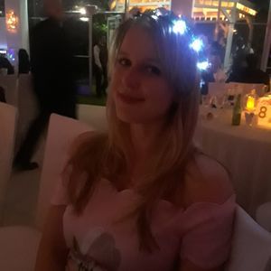 Meet your Posher, Natalie